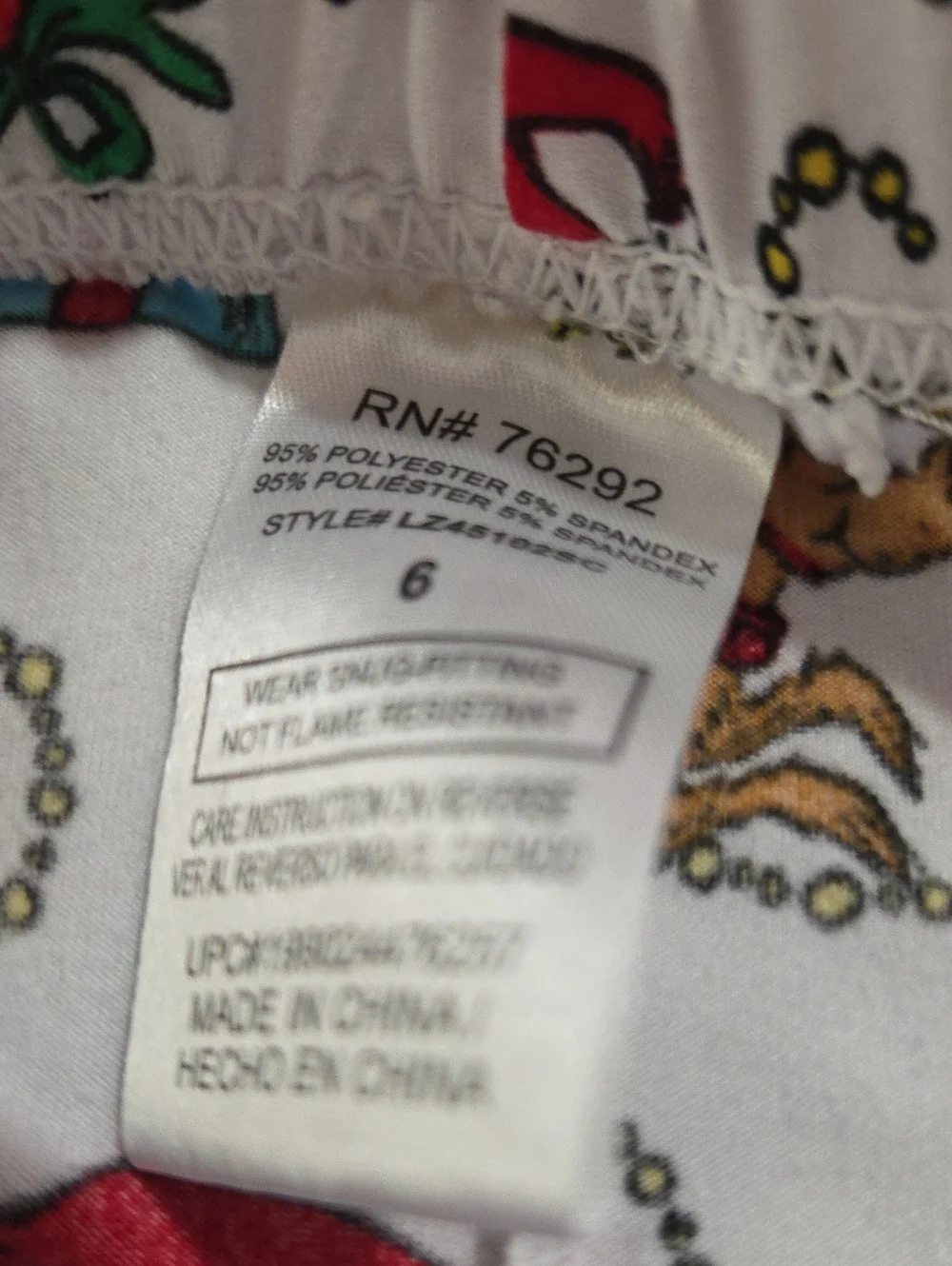 DR SEUSS THE GRINCH CHRISTMAS PAJAMA SET